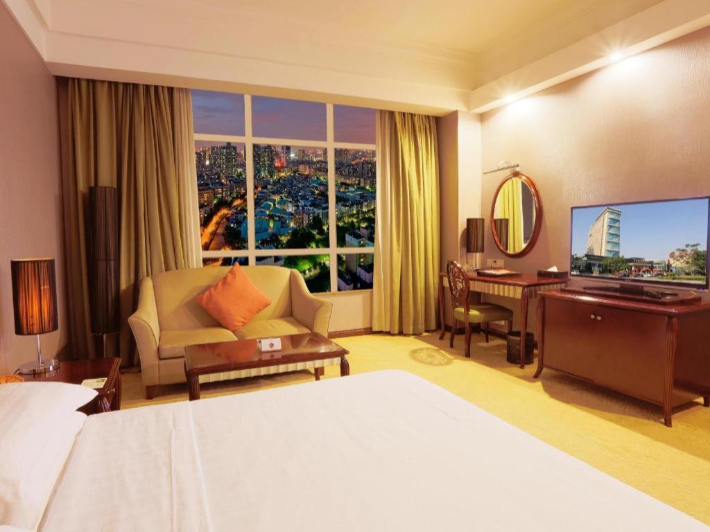 Hua Xia Pearl Hotel Фошан Екстериор снимка
