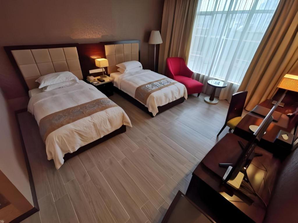 Hua Xia Pearl Hotel Фошан Екстериор снимка