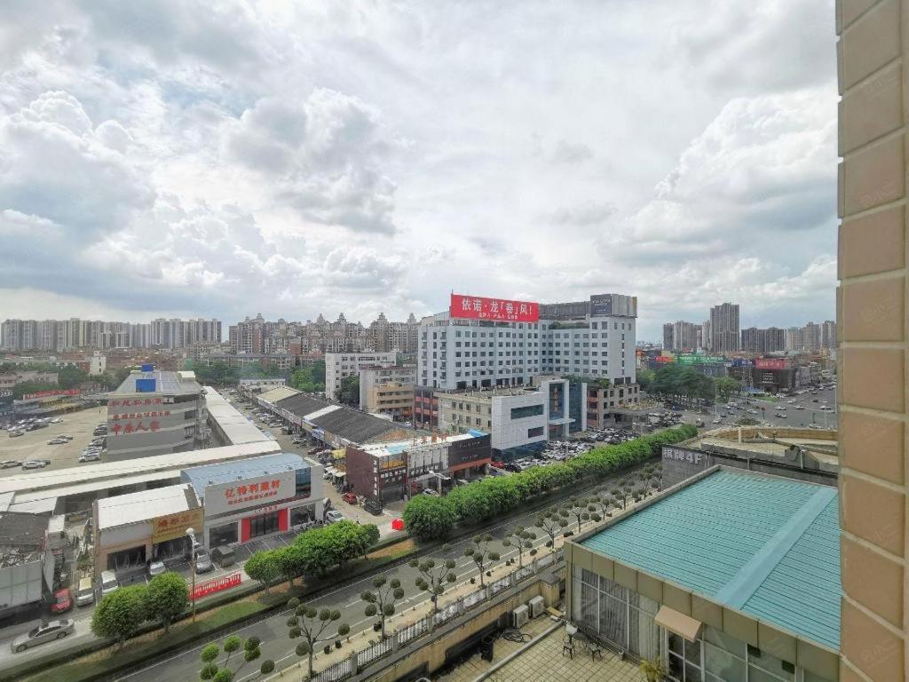 Hua Xia Pearl Hotel Фошан Екстериор снимка