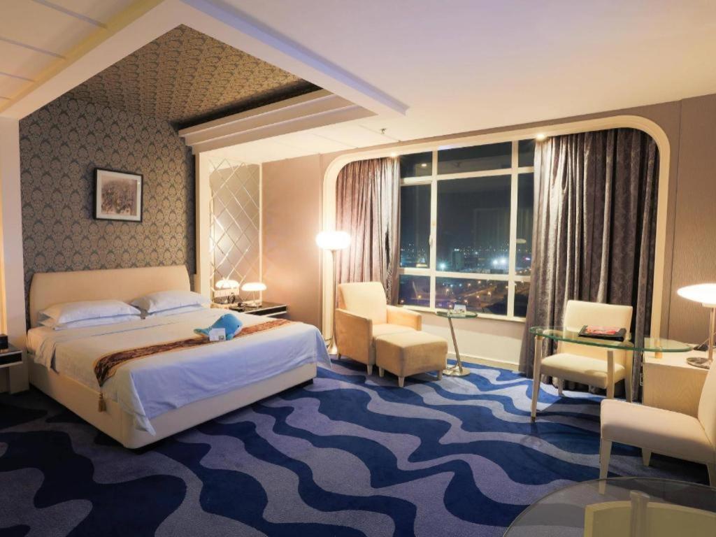 Hua Xia Pearl Hotel Фошан Екстериор снимка